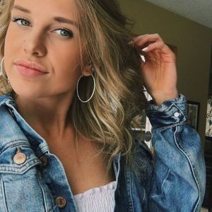 Meet your Posher, Grace